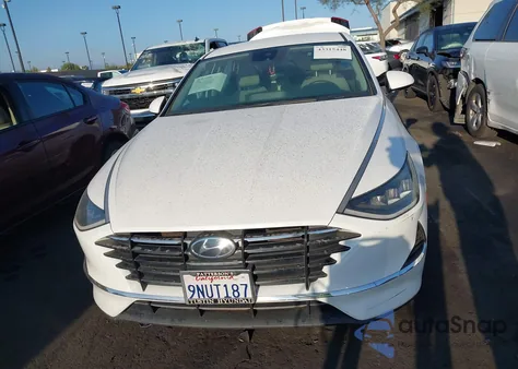 2021 Hyundai Sonata Se z USA, uszkodzony, nr VIN 5NPEG4JA2MH102702